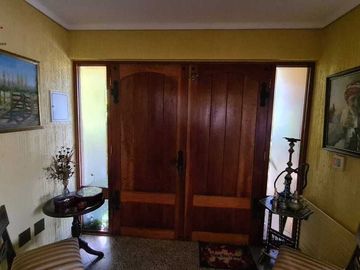 Vende Casa Con Piscina En Jardín del Mar