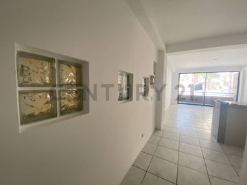 Venta Departamento Remodelado en Edificio Recife, Salinas VerV
