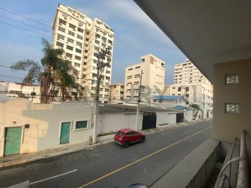 Venta Departamento Remodelado en Edificio Recife, Salinas VerV