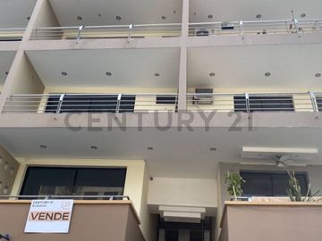 Venta Departamento Remodelado en Edificio Recife, Salinas VerV