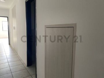 Venta Departamento Remodelado en Edificio Recife, Salinas VerV