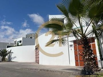Casa en venta  Iquique