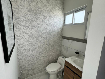 CASA EN VENTA EN TOSSA RESIDENCIAL