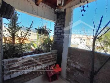 CASA DE 2 PISOS ESTILO RUSTICO MODERNO EN FRACC. ARKO SAN PEDRO