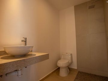 CASA CON ROOF GARDEN EN COTO DUBLIN CAPITAL SUR