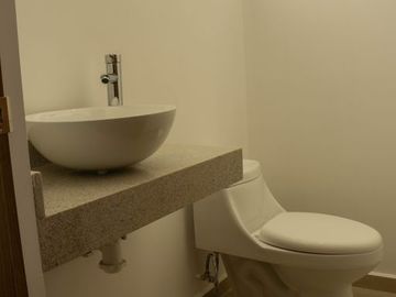 CASA CON ROOF GARDEN EN COTO DUBLIN CAPITAL SUR