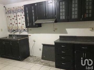 Casa  en Villa del Real
