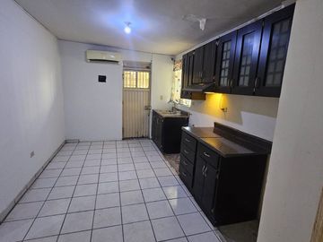 Casa  en Villa del Real