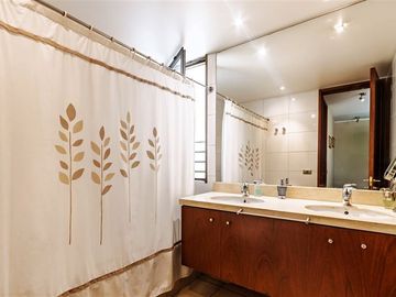 Departamento en Venta en Candelaria Goyenechea con Espoz.