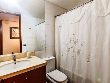 Departamento en Venta en Candelaria Goyenechea con Espoz.