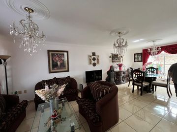 Casa en Venta en Bosques de San Juan, SJR, Querétaro.