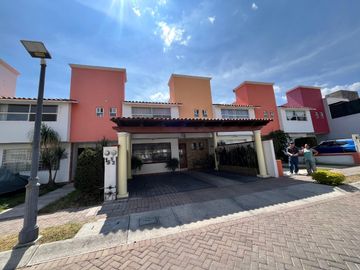 Casa en Venta en Bosques de San Juan, SJR, Querétaro.