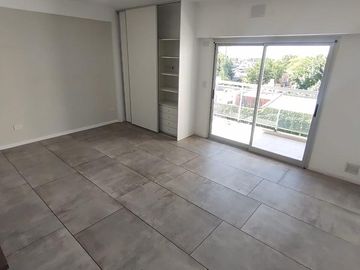 DEPARTAMENTO MONOAMBIENTE  VENTA EN URIARTE  383 4°E (REMEDIOS DE ESCALADA)