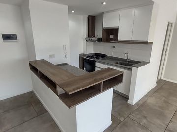 DEPARTAMENTO MONOAMBIENTE  VENTA EN URIARTE  383 4°E (REMEDIOS DE ESCALADA)
