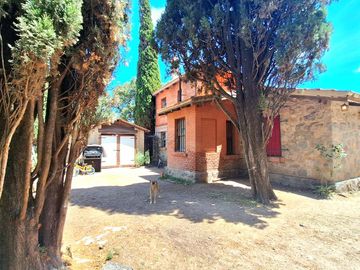 Los Cocos Chalet emblematico a mts de Grierson