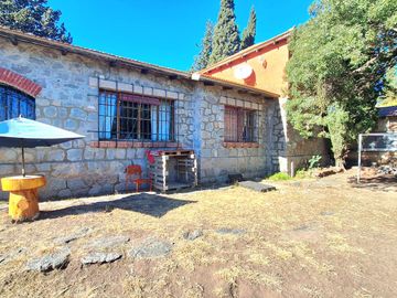 Los Cocos Chalet emblematico a mts de Grierson