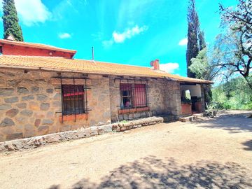 Los Cocos Chalet emblematico a mts de Grierson