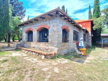 Los Cocos Chalet emblematico a mts de Grierson