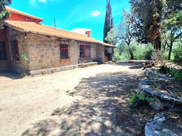 Los Cocos Chalet emblematico a mts de Grierson