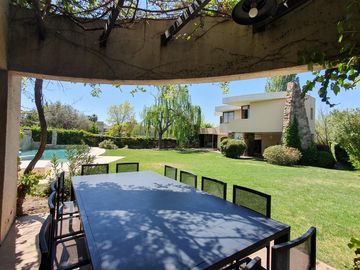 Casa en venta en Chacras de Coria