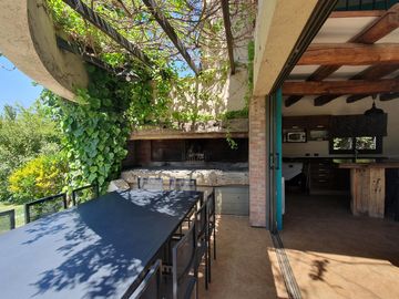 Casa en venta en Chacras de Coria