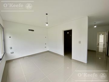 Casa en venta 4 ambientes  barrio cerrado  Barrancas de Iraola. Hudson. Berazategui. Apto credito!