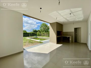 Casa en venta 4 ambientes  barrio cerrado  Barrancas de Iraola. Hudson. Berazategui. Apto credito!