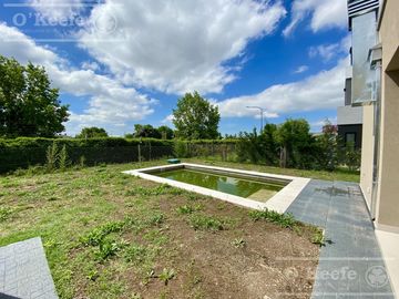 Casa en venta 4 ambientes  barrio cerrado  Barrancas de Iraola. Hudson. Berazategui. Apto credito!