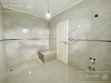 Casa en venta 4 ambientes  barrio cerrado  Barrancas de Iraola. Hudson. Berazategui. Apto credito!