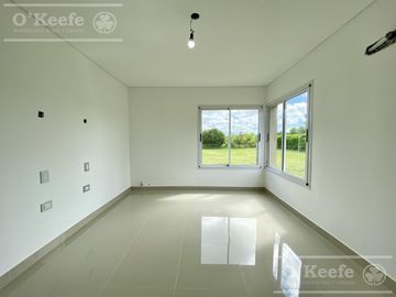 Casa en venta 4 ambientes  barrio cerrado  Barrancas de Iraola. Hudson. Berazategui. Apto credito!