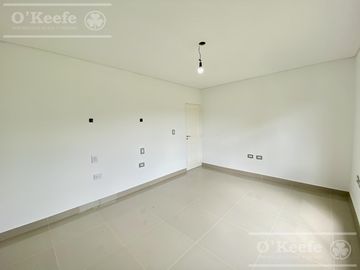 Casa en venta 4 ambientes  barrio cerrado  Barrancas de Iraola. Hudson. Berazategui. Apto credito!