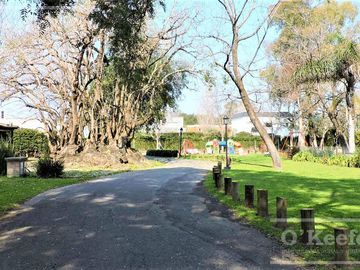 Casa en venta 4 ambientes  barrio cerrado  Barrancas de Iraola. Hudson. Berazategui. Apto credito!