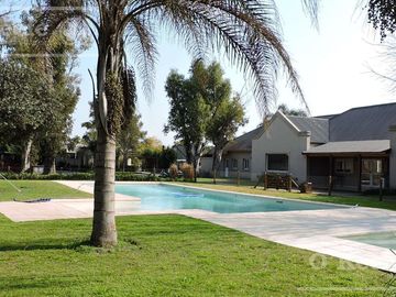 Casa en venta 4 ambientes  barrio cerrado  Barrancas de Iraola. Hudson. Berazategui. Apto credito!