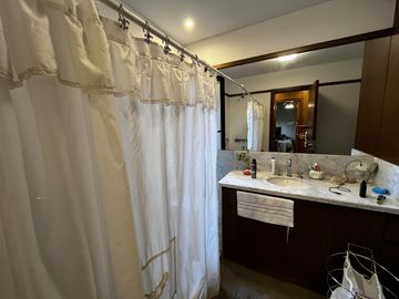Venta Casa 4 dormitorios con pileta en Rosario -  Hostal del Sol