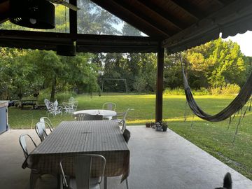 Venta Casa 4 dormitorios con pileta en Rosario -  Hostal del Sol