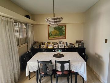 Departamento en venta, 3 ambientes c/ dependencia. Balcón aterrazado. A mts de Subte B. Acevedo al 300. Villa Crespo