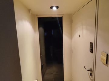 Departamento en venta, 3 ambientes c/ dependencia. Balcón aterrazado. A mts de Subte B. Acevedo al 300. Villa Crespo