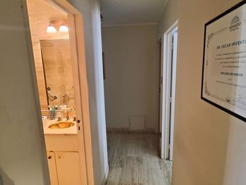 Departamento en venta, 3 ambientes c/ dependencia. Balcón aterrazado. A mts de Subte B. Acevedo al 300. Villa Crespo