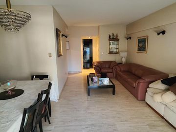 Departamento en venta, 3 ambientes c/ dependencia. Balcón aterrazado. A mts de Subte B. Acevedo al 300. Villa Crespo