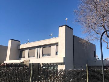 Departamento en  Venta en Barrio Rincón de Araoz - Lujan de Cuyo