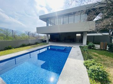 Casa en Venta, Estricta Seguridad, Altares Residencial, Santiago, Nuevo León