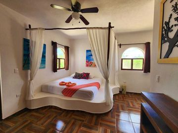 Villa en venta en privada con amenidades en Motul