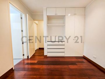 265m²  en el Exclusivo Condominio NUEVO RANCHO DE MIRAFLORES