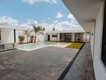 Nueva residencia en venta en San Pedro Cholul