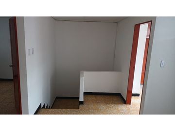 VENTA DE CASA EN SANTA TERESITA CON 3 RENTAS INDEPENDIENTES