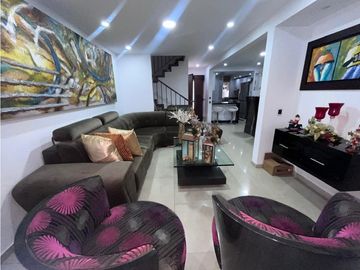 VENTA DE CASA EN EL INGENIO, UNIDAD CERRADA SUR DE CALI