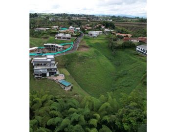 VENDO CASA CAMPESTRE VIA  ARMENIA