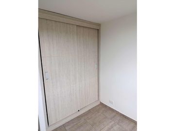 SE VENDE ESPECTACULAR APARTAMENTO CERCA A VILLAPILAR
