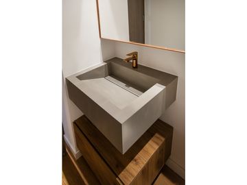 Apartamento remodelado en Venta  Ciudad del Río, Poblado, Medellín