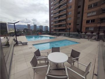 Apartamento remodelado en Venta  Ciudad del Río, Poblado, Medellín